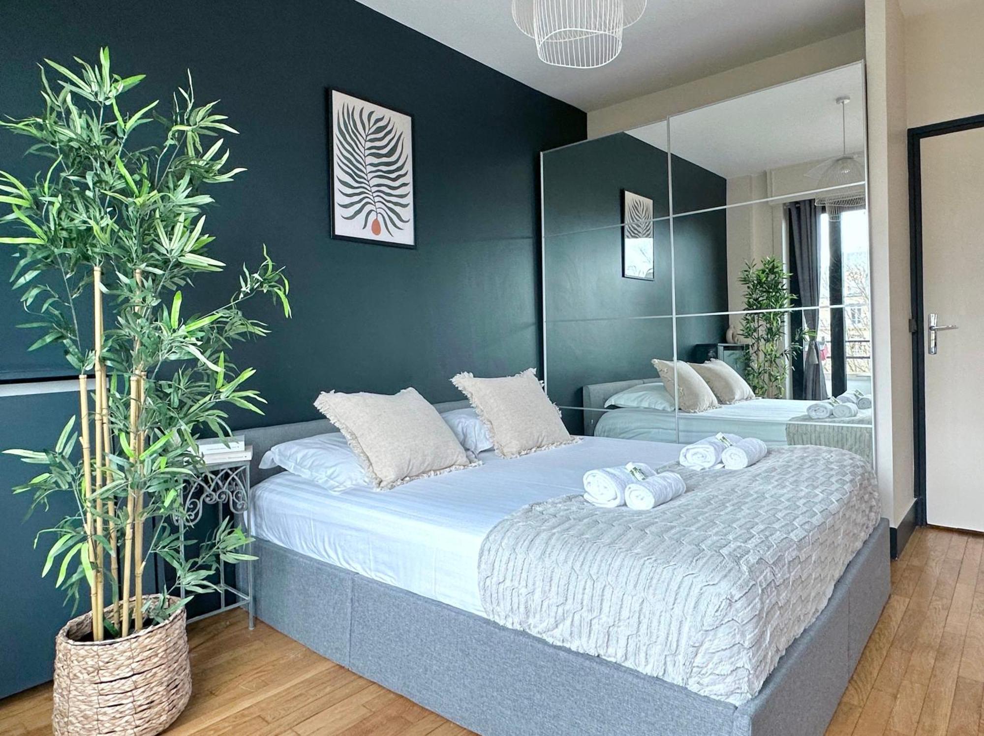 Stylish Apartment With A Balcony In פריז מראה חיצוני תמונה